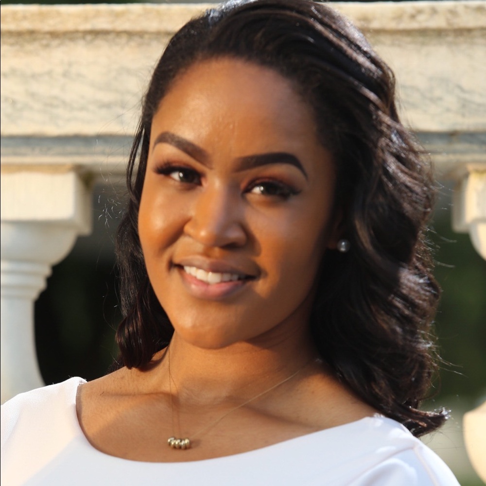 Meet your Posher, Jazmin